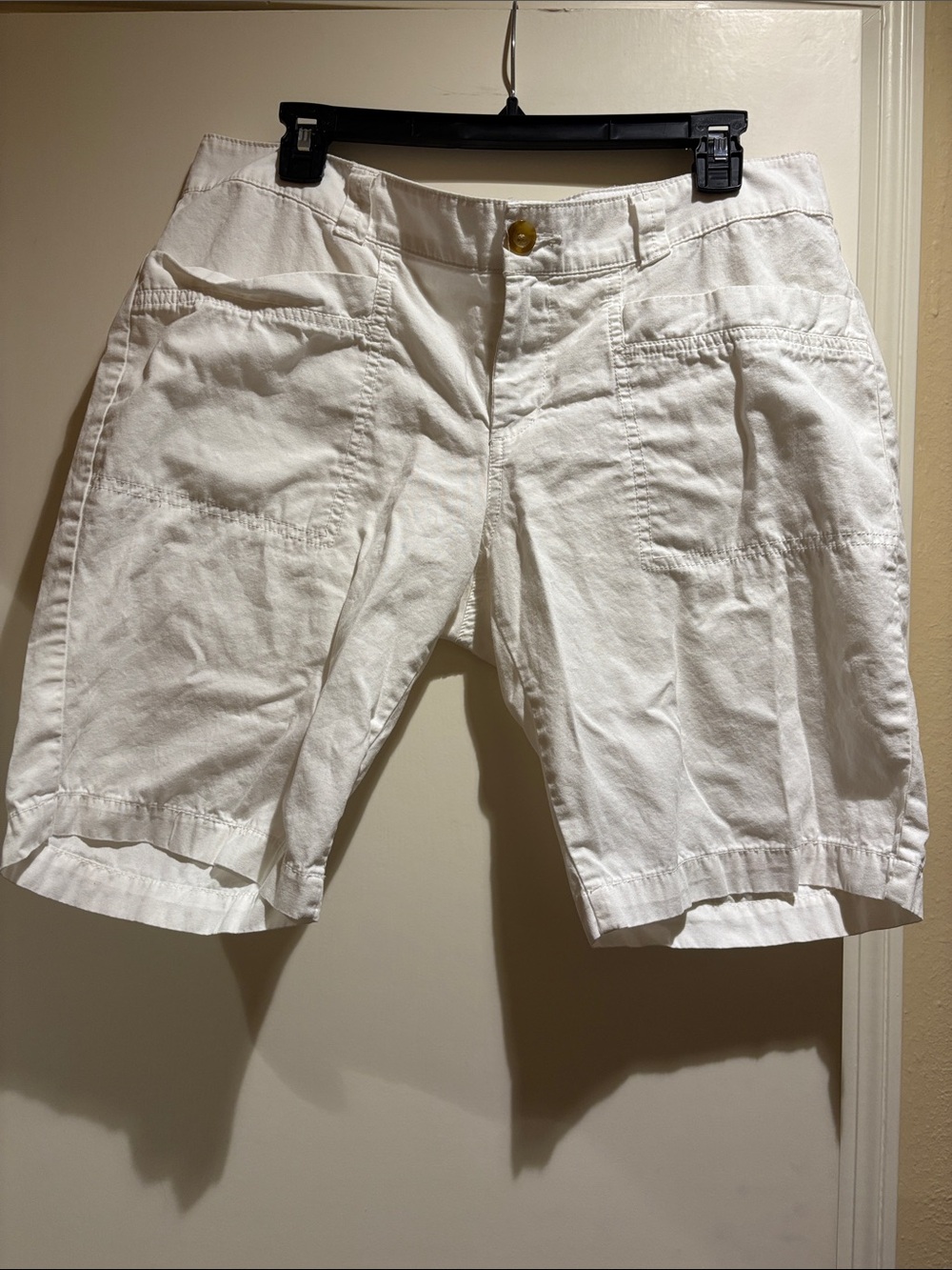 Old Navy White Women's Bermuda Shorts with Front Patch Pockets